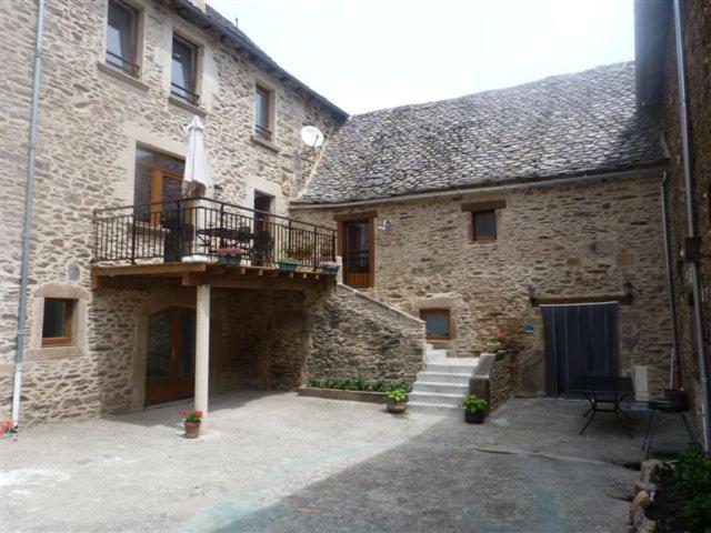 Gite Oustal Belcastel  外观 照片