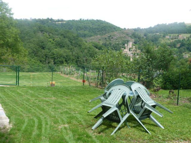 Gite Oustal Belcastel  外观 照片
